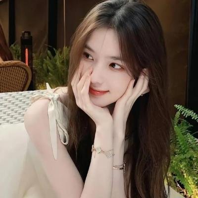 小河亲过我的脸